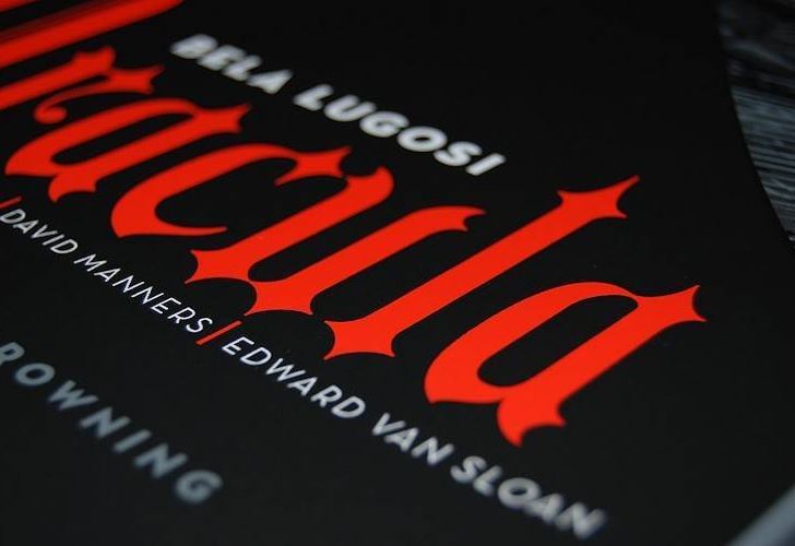 DRACULA by Laurent Durieux